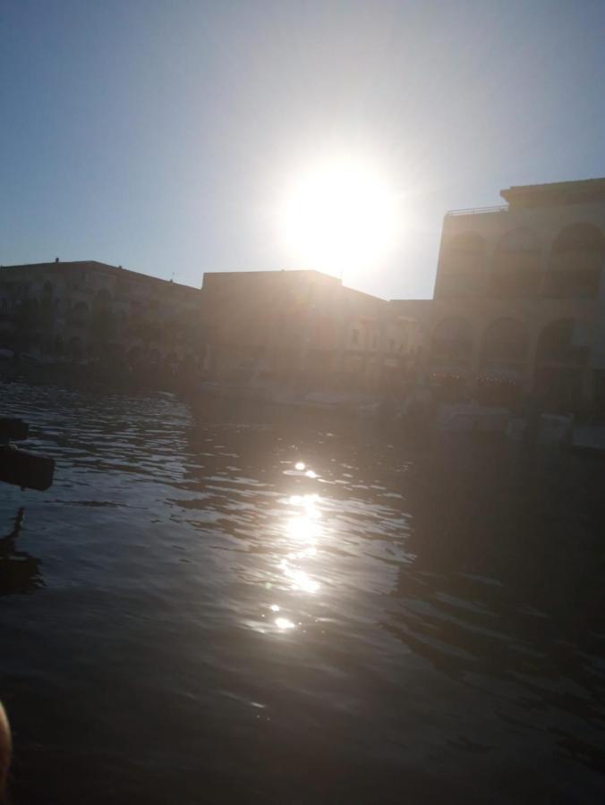 Magnifique Appart Marina Proche Plage Avec Parking Sète Exterior foto